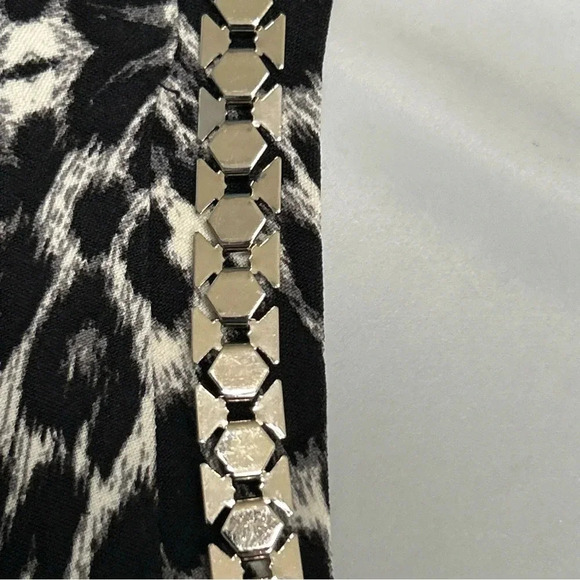 GLORIA VANDERBILT Women's Small Animal Print Slinky Top Embellished Stretch Sexy - Picture 6 of 13